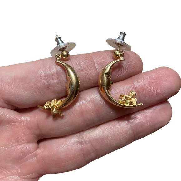 Vintage Cherub Moon Earrings 14k Crescent Dangle Earrings Cherubs 14k Gold - Picture 12 of 15